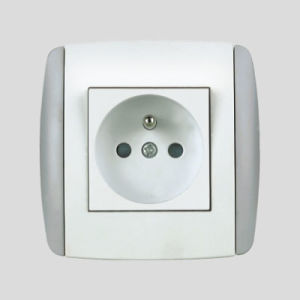 [OE-5802] One Gang French Socket With Earth Contact 16A, 250V